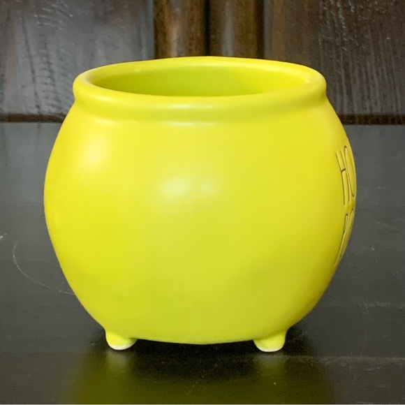 Rae Dunn HOCUS POCUS Cauldron Mug with Spider Web - Picture 8 of 9